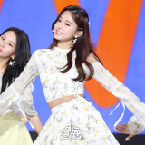 Tzuyu-1g