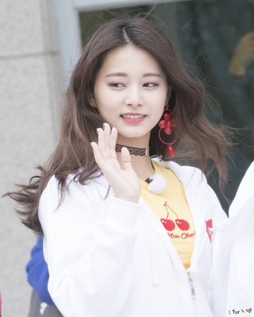 Tzuyu (Twice)