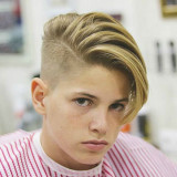Undercut-with-Thick-Comb-Over