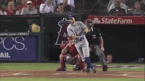 Vernon-Wells-over-wall-replay-9-18-2012.gif