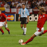 World-Cup-2002-Korea-Japan-David-Beckham-scoring-the-winner-against-Argentina