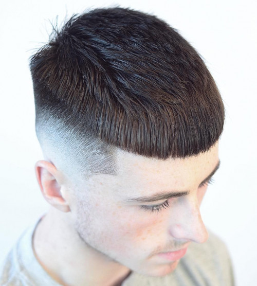 chris_barbercode-short-haircuts-for-men-crop-thick-fringe-e1511983487129.jpg