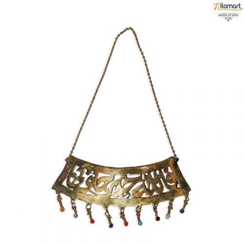 You'll love the wall mounted accessory made of copper and crystal. An ideal gift for a housewarming, birthday or anniversary parties. It comes in an attractive finish. best quality beautifully handcrafted. Get this amazing deal on nilomart: https://nilomart.com/clothing-shoes/women-s/girl-hat-001.html