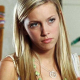 katie-cassidy-04