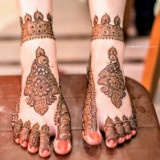 mehndi-designs-for-legs-simple-and-easy-281x300