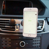 microdia-car-mount_in-car_03