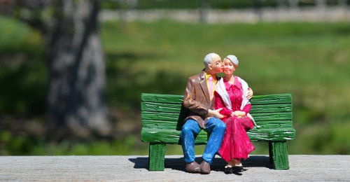 old-couple-2313286__340.jpg