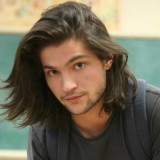 shoulder-length-mens-hair-look