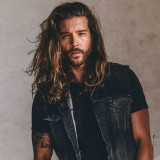 tousled-long-hair-for-men